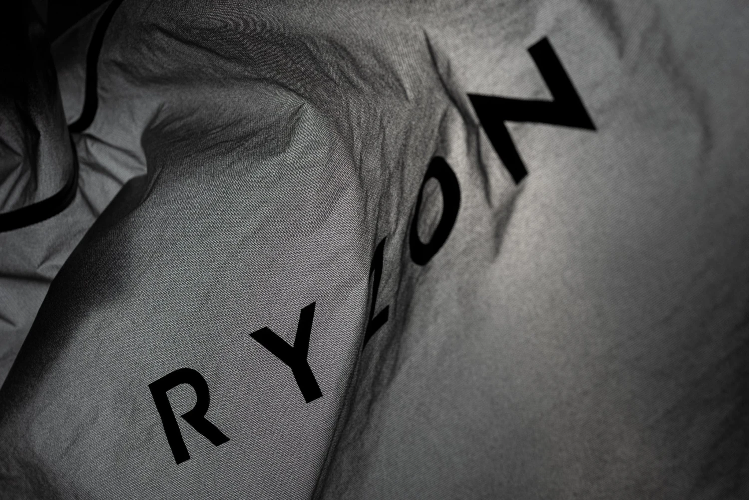 Ryzon Lumina Reflective Bike Rain Jacket 11 Ryzon Lumina Reflective Bike Rain Jacket