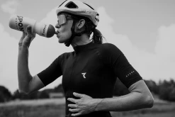 Ryzon Generator Arrow Bike Jersey Women Outlet 33 Ryzon Generator Arrow Bike Jersey Women Outlet