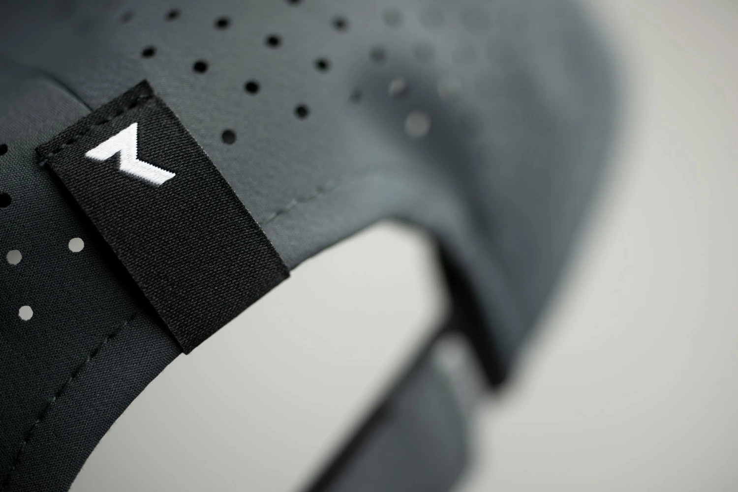 Ryzon Aura Seamless Tech Cap Triathlon 5 Ryzon Aura Seamless Tech Cap Triathlon