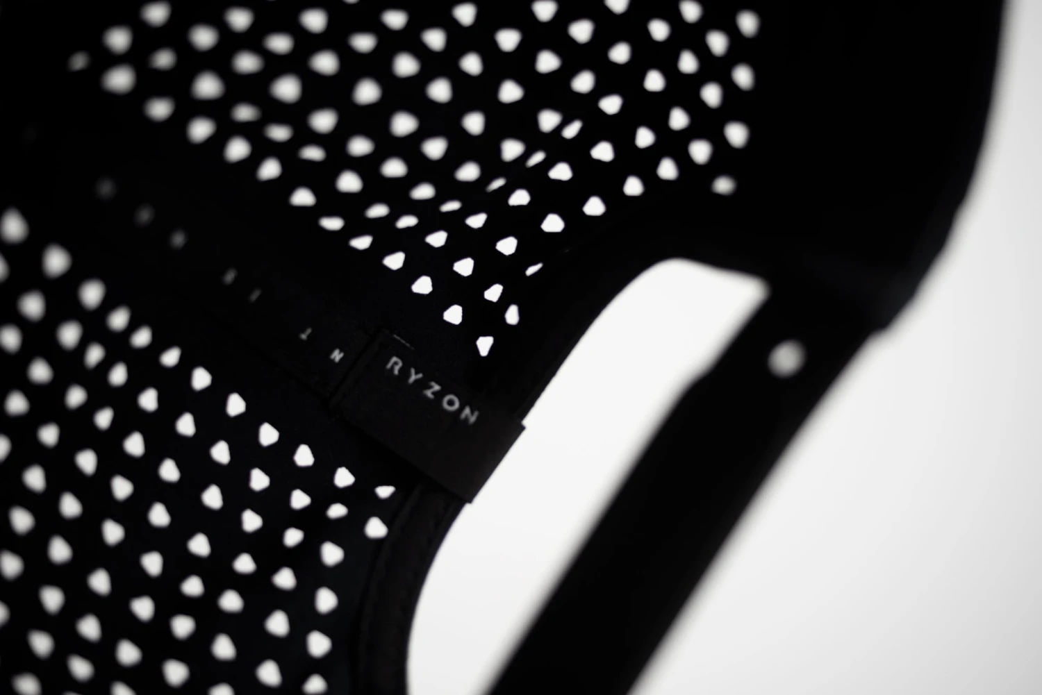 Ryzon Running Aura Performance Snapback Cap Icon