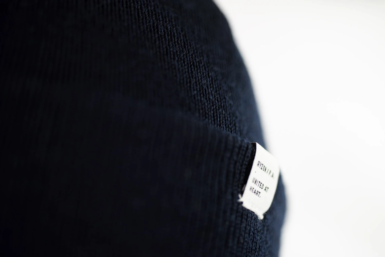 Ryzon Recharged Aura Fine Merino Short Beanie 10 Ryzon Recharged Aura Fine Merino Short Beanie