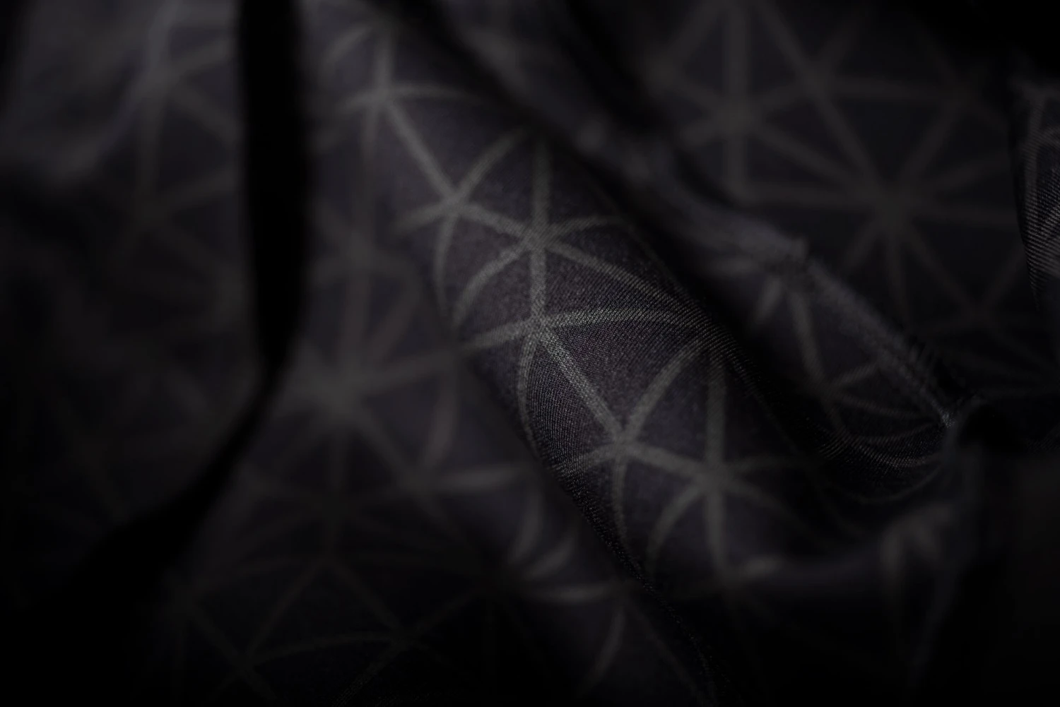 Ryzon Eclipse Graphene Shell Hooded Sweater - "Refurbished-Product" 16 Ryzon Eclipse Graphene Shell Hooded Sweater - "Refurbished-Product"