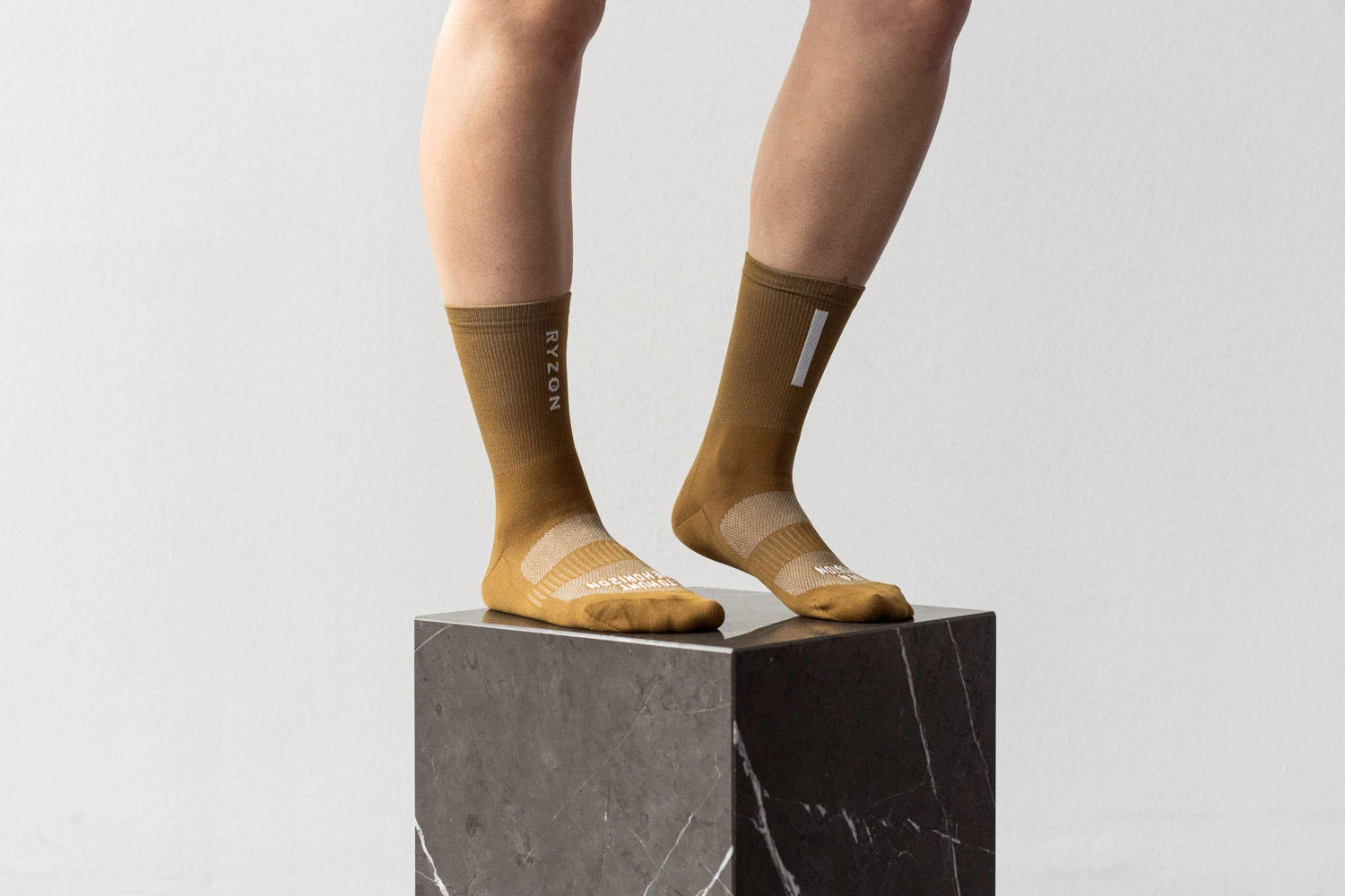 Ryzon Trace Performance Socks "Perspective" Cycling 15 Ryzon Trace Performance Socks "Perspective" Cycling