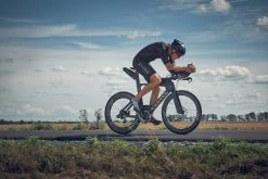 Ryzon Signature Sleeve Tri Suit Men - 4th Generation 29 Ryzon Signature Sleeve Tri Suit Men - 4th Generation